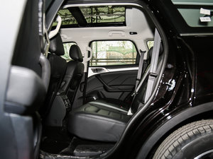 2017L { 2.0T ԄӺA ſg