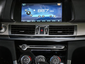 2017L { 2.0T ԄӺA {L