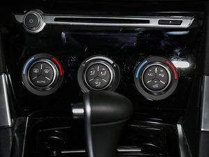 2017L { 2.0T ԄӺA {{