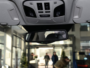 2017t(bio) 2.0T Ԅ(dng)Ӣ ܇(ni)ҕR