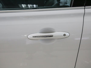 2017L { 2.0T ԄӺA {T