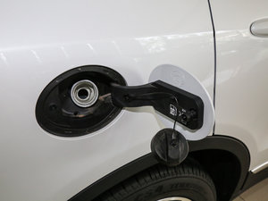 2017L { 2.0T ԄӺA w