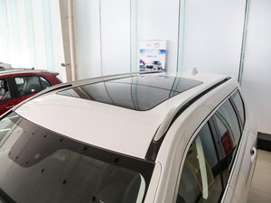 2017L { 2.0T ԄӺA ܇