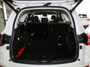 2017L { 2.0T ԄӺA g