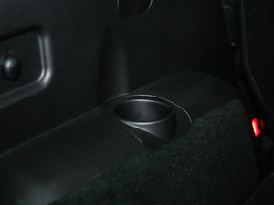 2017L { 2.0T ԄӺA g