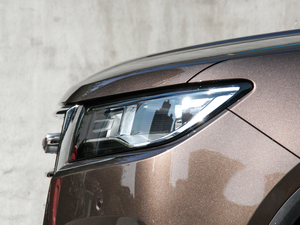 2017L t 2.0T ԄӺA ^