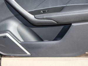 2017L t 2.0T ԄӺA g