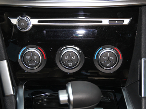 2017L t 2.0T ԄӺA {{