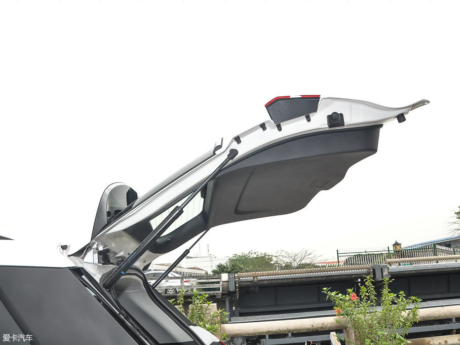 2017H6 Coupe t(bio) 2.0T pxσ(q)Ӣ