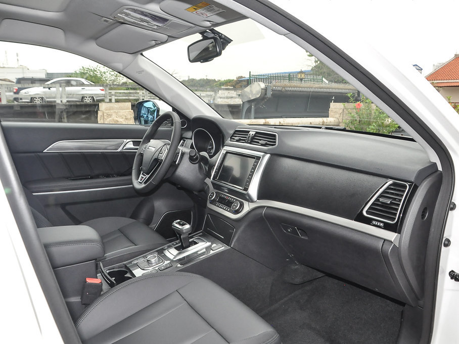 2017�����H6 Coupe �t�� 2.0T �p�x�σ�򌾫Ӣ��