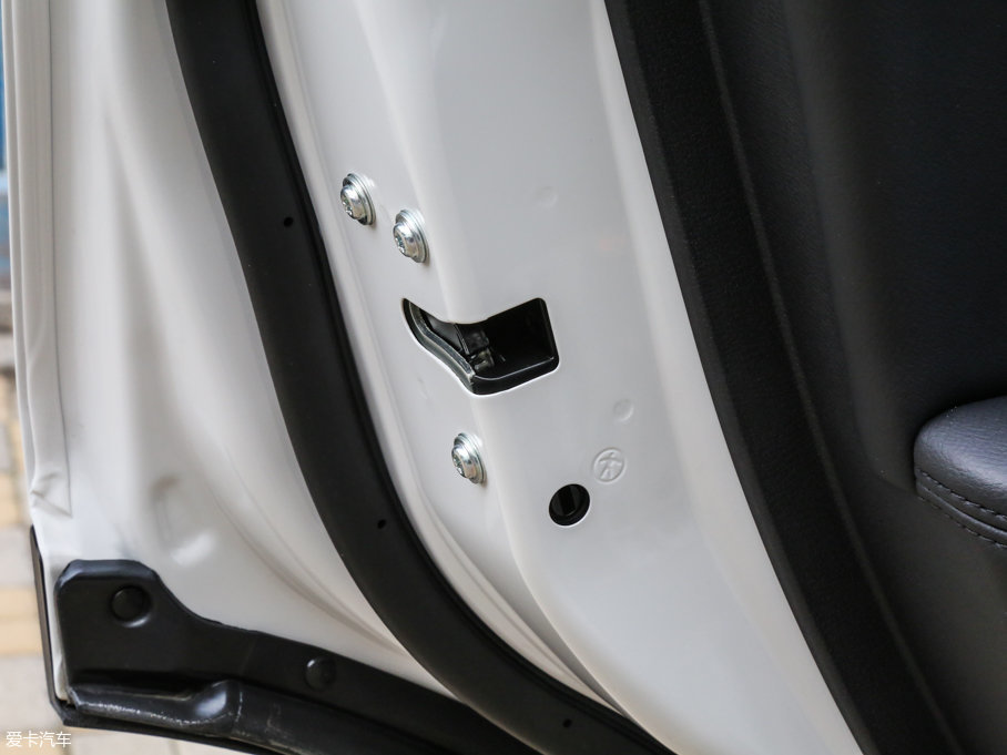 2017H6 Coupe t 2.0T pxσF