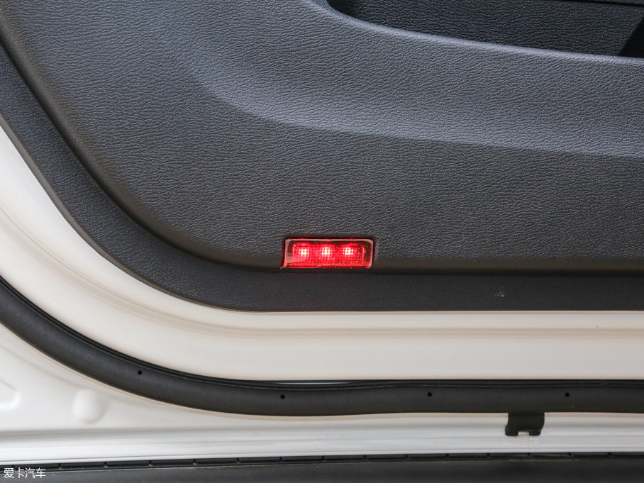 2017H6 Coupe t 2.0T pxσF