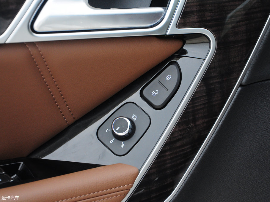 2017H6 Coupe { 2.0T pxσ򌾫Ӣ