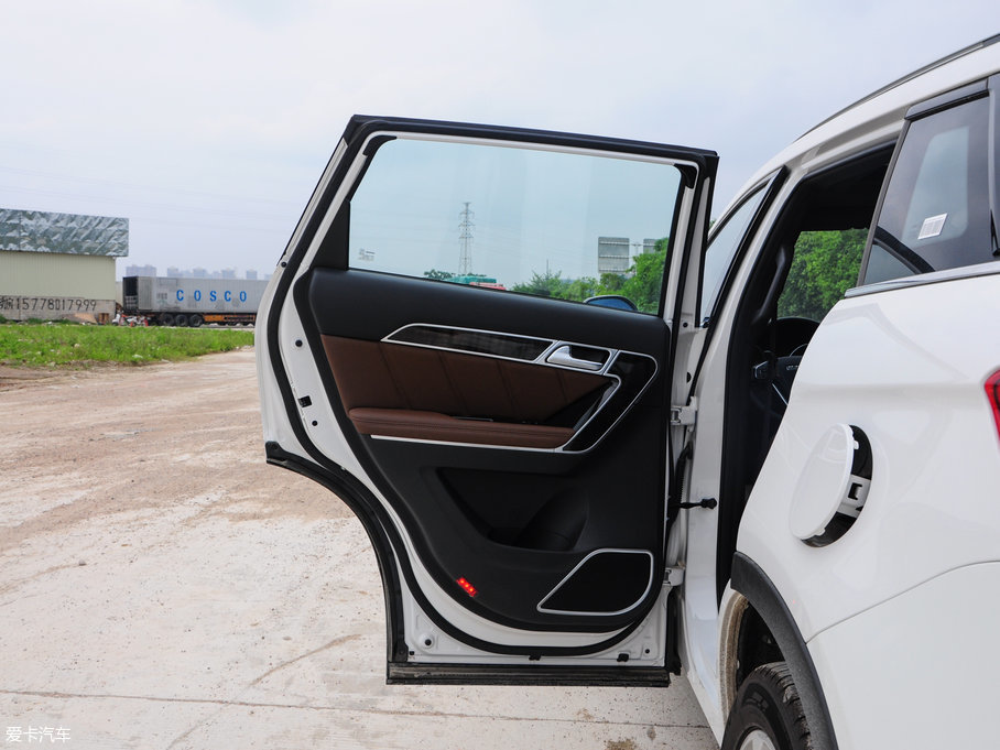 2017H6 Coupe { 2.0T pxσ򌾫Ӣ