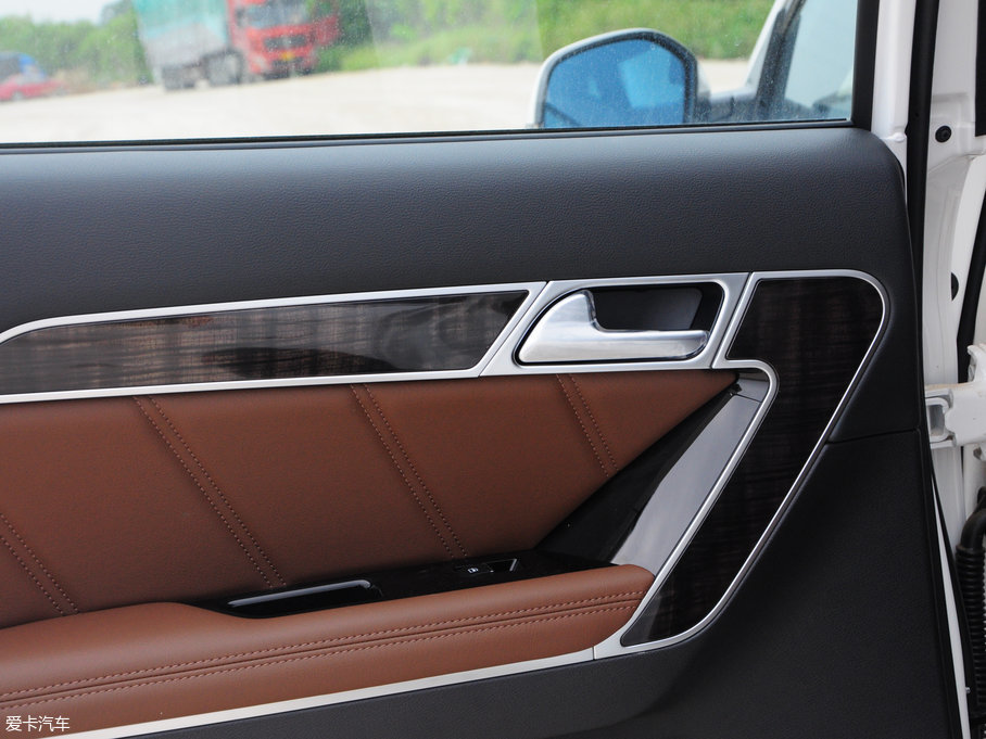 2017H6 Coupe {(ln)(bio) 2.0T pxσ(q)Ӣ