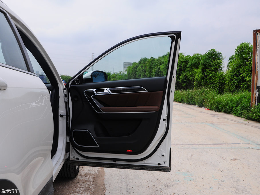 2017H6 Coupe {(ln)(bio) 2.0T pxσ(q)Ӣ