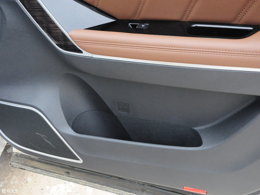 2017H6 Coupe { 2.0T pxσ򌾫Ӣ