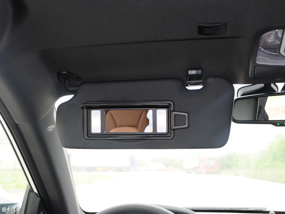 2017H6 Coupe { 2.0T pxσ򌾫Ӣ