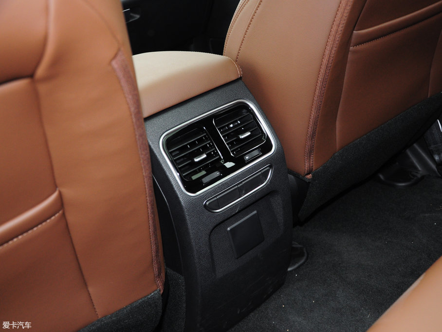 2017H6 Coupe { 2.0T pxσ򌾫Ӣ