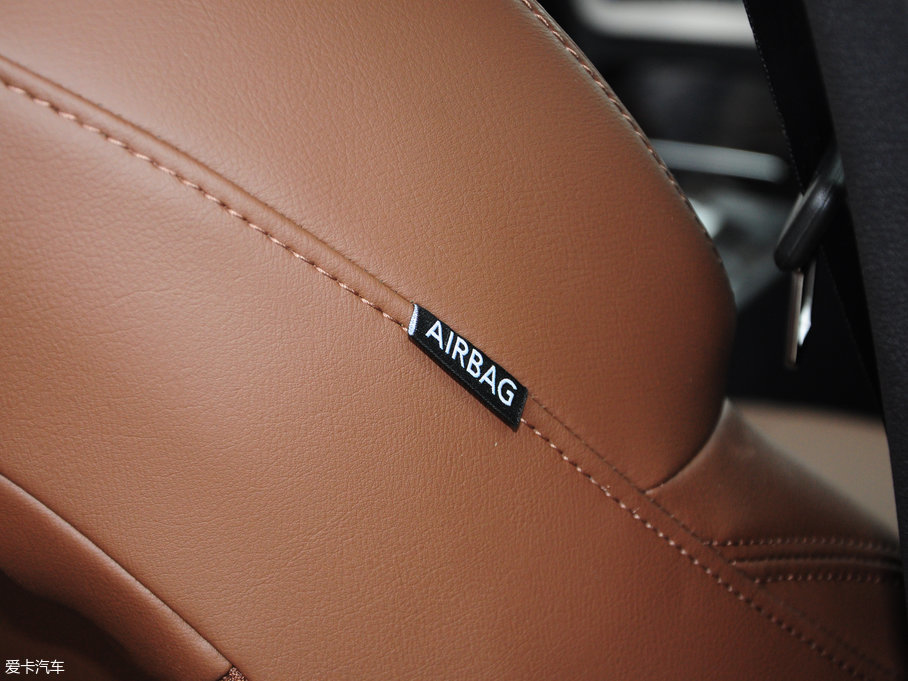 2017H6 Coupe { 2.0T pxσ򌾫Ӣ