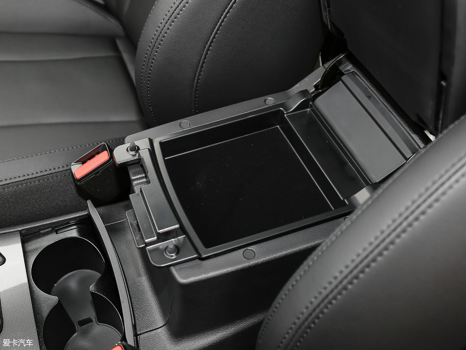 2017H6 Coupe t(bio) 2.0T ք(dng)(q)