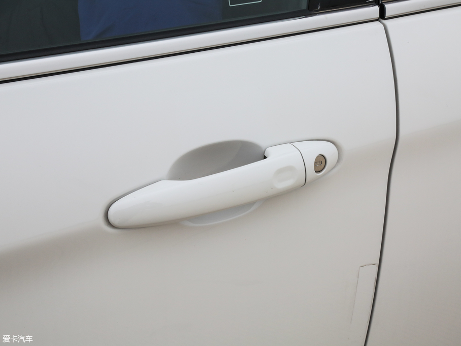 2017H6 Coupe { 2.0T pxσ򌶼