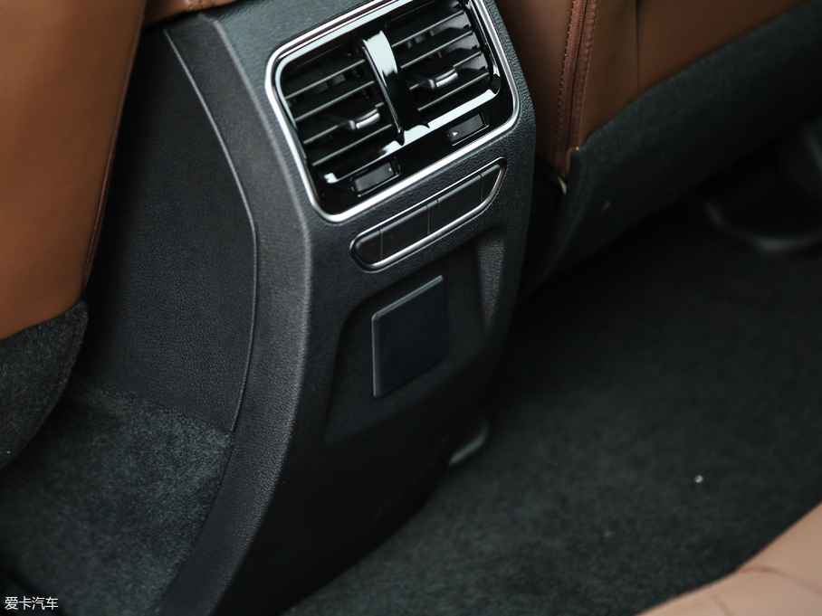 2017H6 Coupe { 2.0T pxσ(q)