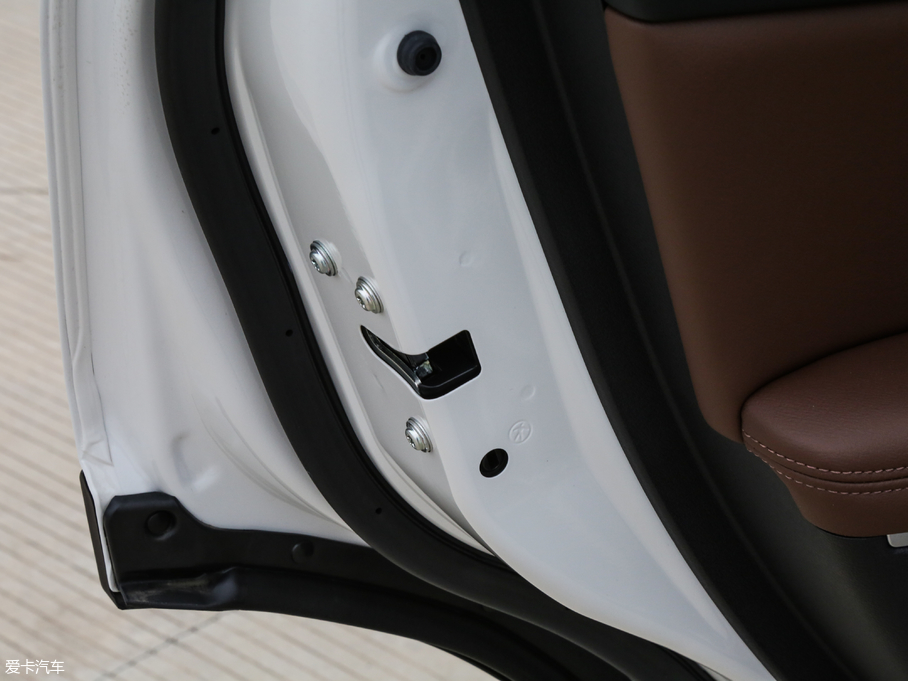 2017H6 Coupe { 2.0T pxσ򌶼