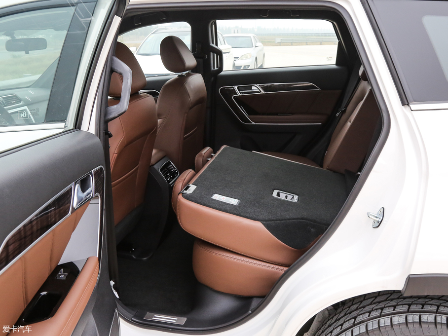 2017H6 Coupe { 2.0T pxσ򌶼