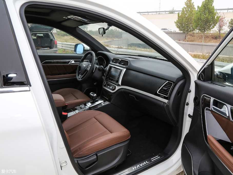 2017H6 Coupe { 2.0T pxσ(q)