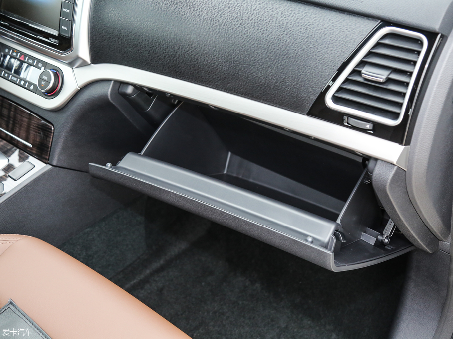 2017H6 Coupe { 2.0T pxσ򌶼