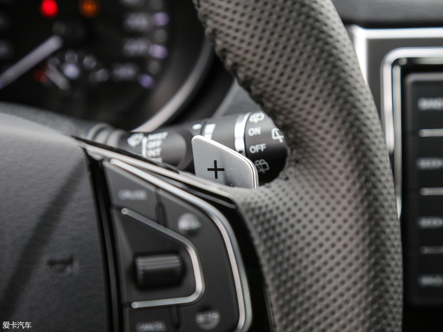 2017H6 Coupe { 2.0T pxσ򌶼