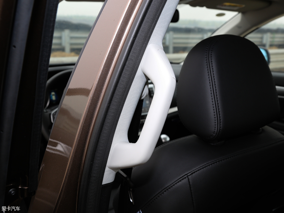 2017H6 Coupe t 2.0T քӃ򌾫Ӣ