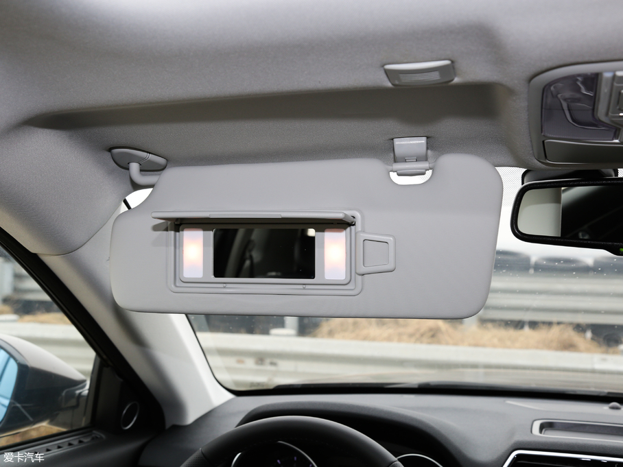 2017H6 Coupe t 2.0T քӃ򌾫Ӣ