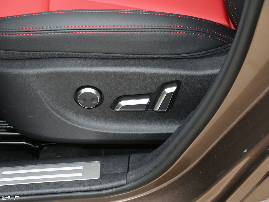 2017H6 Coupe {(ln)(bio) 2.0T pxσ(q)Ӣ