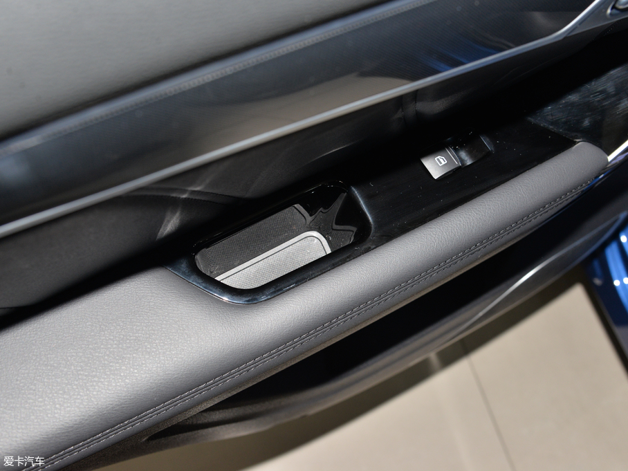 2017H6 Coupe t 2.0T քӃ򌾫Ӣ