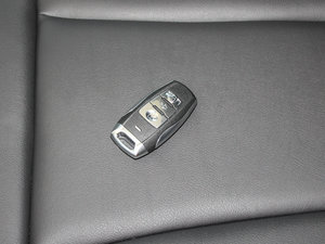 2017款红标 2.0T 双离合两驱都市型 车钥匙