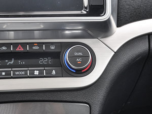 2017t 2.0T pxσ(q)Ӣ п؅^(q)