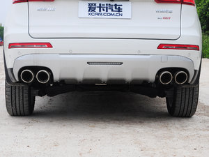 2017款蓝标 2.0T 双离合两驱精英型 排气管
