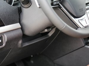 2017{ 2.0T pxσ򌶼 g