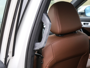 2017{ 2.0T pxσ򌶼 g