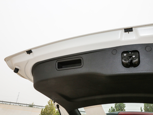 2017{ 2.0T pxσ򌶼 g