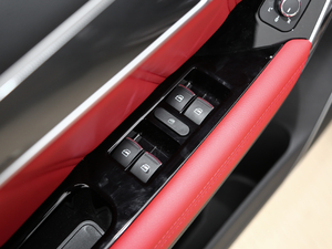 2017{ 2.0T pxσ򌾫Ӣ {܇ƅ^	