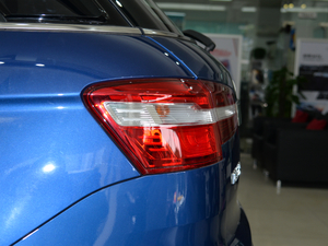 2017t(bio) 2.0T ք(dng)(q)Ӣ (x)(ji)^