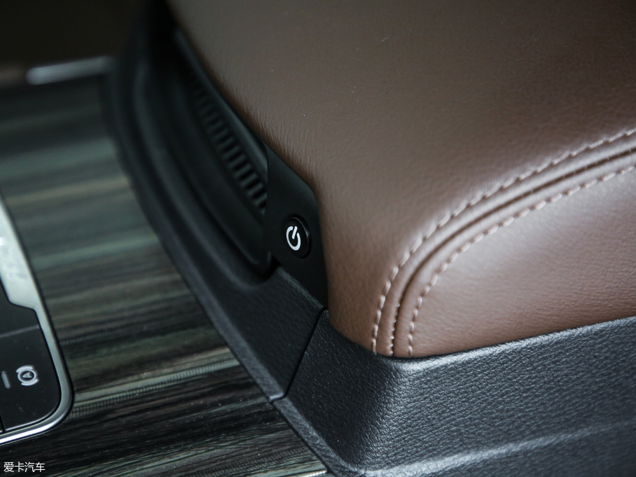 2017H9 2.0T Ԅ(dng)m 5 