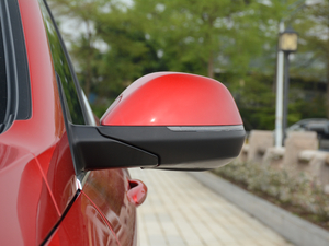 2018款红标 1.5T DCT风尚型 后视镜