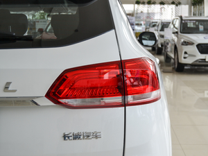2018款蓝标 1.3T DCT时尚型 尾灯