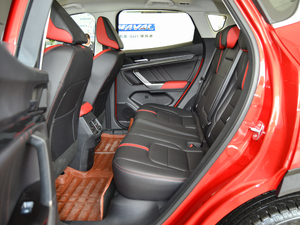 2018款蓝标 1.5T DCT风尚型 后排空间