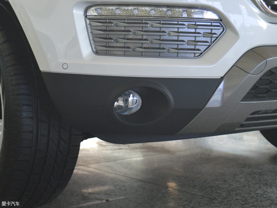 2017�����H8 2.0T �ԄӃ�򌐂���� ����