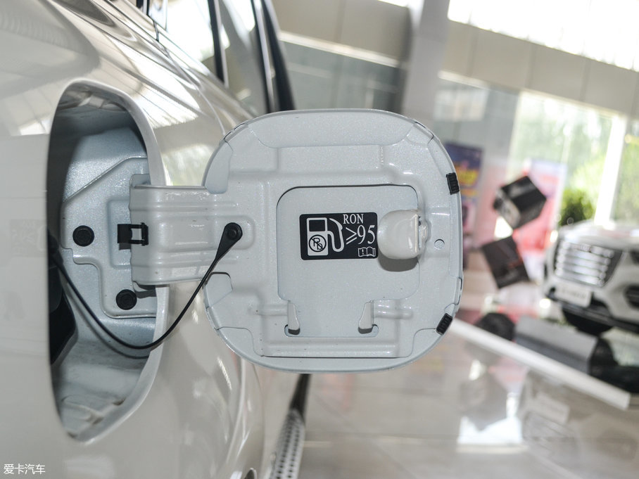 2017�����H8 2.0T �Ԅ���򌐂���� ����